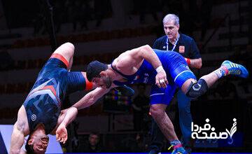 درستکار پشت کامران درآمد