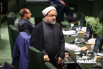 رسایی: مجلس تکلیفی برای حذف کالابرگ افراد با درآمد ۳۰ میلیون نداشته است؛ فقط گفتیم سه  دهک حذف شود!/ دهها میلیارد دلار ارز صادراتی بازنگشته است