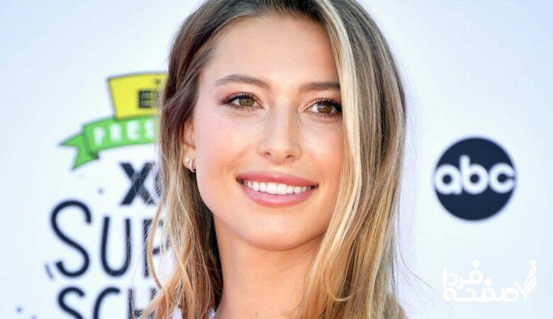 دختر استیو جابز اینترنت را منفجر کرد + عکس