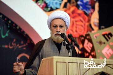 امام جمعه شیراز: ترویج فرهنگ عفاف و حجاب، وظیفه همگانی است/ غربیها با خدا قهر کرده اند