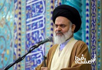 امام جمعه قم: هدف دشمن گسترش لاابالیگری و تغییر ارزشها است