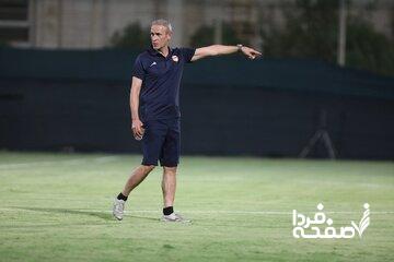 عکس| درخواست هواداران پرسپولیس؛ یحیی برگرد!