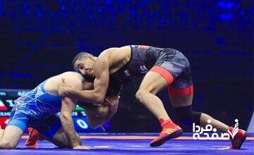 عکس| آبگوشت خوری کشتی‌گیران در ظهر جمعه ورزشگاه آزادی