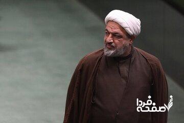 حملات ادامه دار رسایی به دولت با استفاده از قانون مشاغل حساس