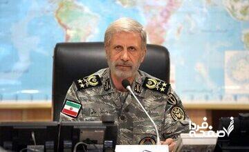 فرمانده کل ارتش: ایستادگی فراجا در برابر توطئه‌ها ضامن امنیت ایران است/ رئیس ستاد کل نیروهای مسلح: فراجا امروز مظهر پلیس جامعه‌محور است