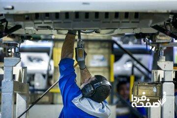 چرا خودروسازان ایران مونتاژ کار شدند؟/ تولید هر خودرو ۲۰۰۰ دلار ارز میبلعد