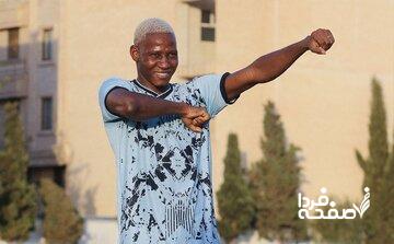 بندهای عجیب در قرارداد وینگر استقلال!