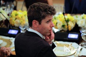 سمآلتمن مخفیانه به آسیا آمد