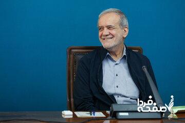 پزشکیان شانه به شانه ذوالنوری و نقدعلی/ حضور رییس دولت در کمیسیون قضایی مجلس+ عکس