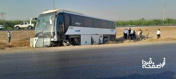 واژگونی اتوبوس در محور شوش - اهواز