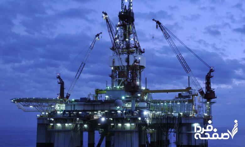 نفت جان گرفت، اما سقوط ادامه دارد/ آتشسوزی پالایشگاه شورون قیمتها را یکدرصد بالا برد