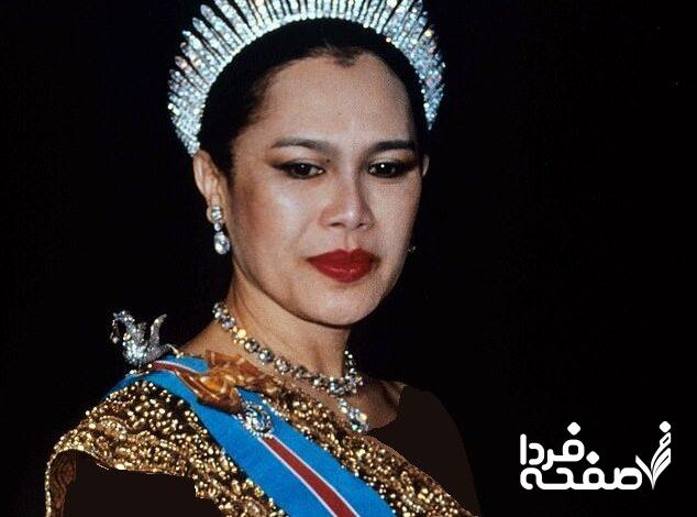 ملکه سیریکیت در جوانی