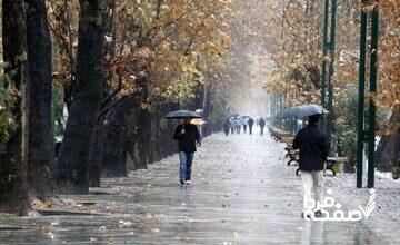باد و باران و تگرگ شدید در راه ۶ استان/ این مناطق گرد و خاکی می‌شوند