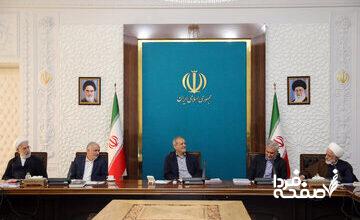 پزشکیان: دستگاه‌های دولتی خود ناقض اصول قانون اساسی هستند