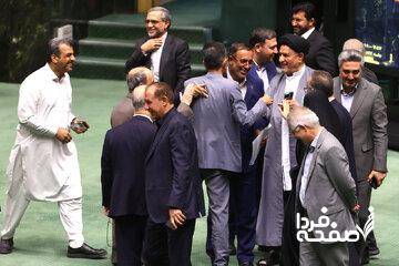 نامه هشدار تورمی ۵۱ نماینده به مسئولان ارشد نظام+جزئیات