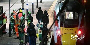 حمله با چاقو به یک قطار/ ۱۰ نفر زخمی شدند