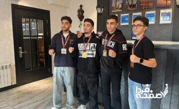 ببینید| کولاک پسران ایران در کیک بوکسینگ/ طلای دنیا برگردن پارسا واحدی