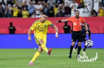 عکس| تغییر مدل موی رونالدو وسط بازی!