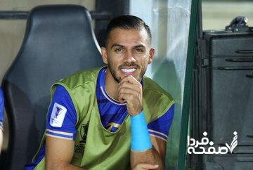 مدافع جام جهانی دیده استقلال چسبیده به نیمکت!