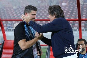 عکس| وریا غفوری روی نیمکت استقلال در آسیا نشست