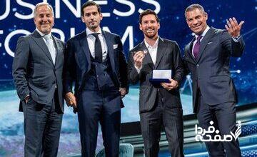 عکس| اهدای کلید شهر میامی به لیونل مسی در مقابل ترامپ