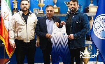 تاجرنیا: تیم‌های زیادی خواهان حسن یزدانی بودند/ او در ۹۷ کیلوگرم کشتی خواهد گرفت