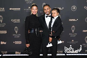 عکس|درخواست ضد یامال همسر رافینیا از هواداران بارسلونا!