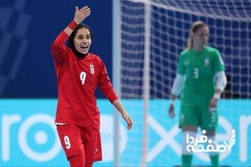 عکس | اشکهای تلخ دختر ایرانی پس از شکست مقابل برزیل